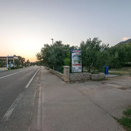 And With Parking Space Starigrad, Paklenica - 18034 Gostinjska kuća