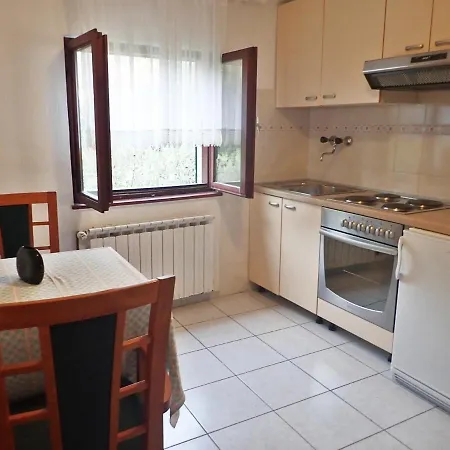 And With Parking Space Starigrad, Paklenica - 18034 Gostinjska kuća 3*